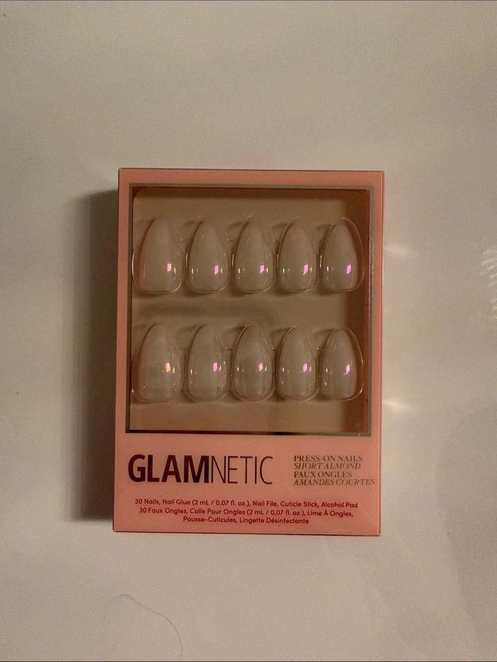 Glamnetic press on nails in entranced